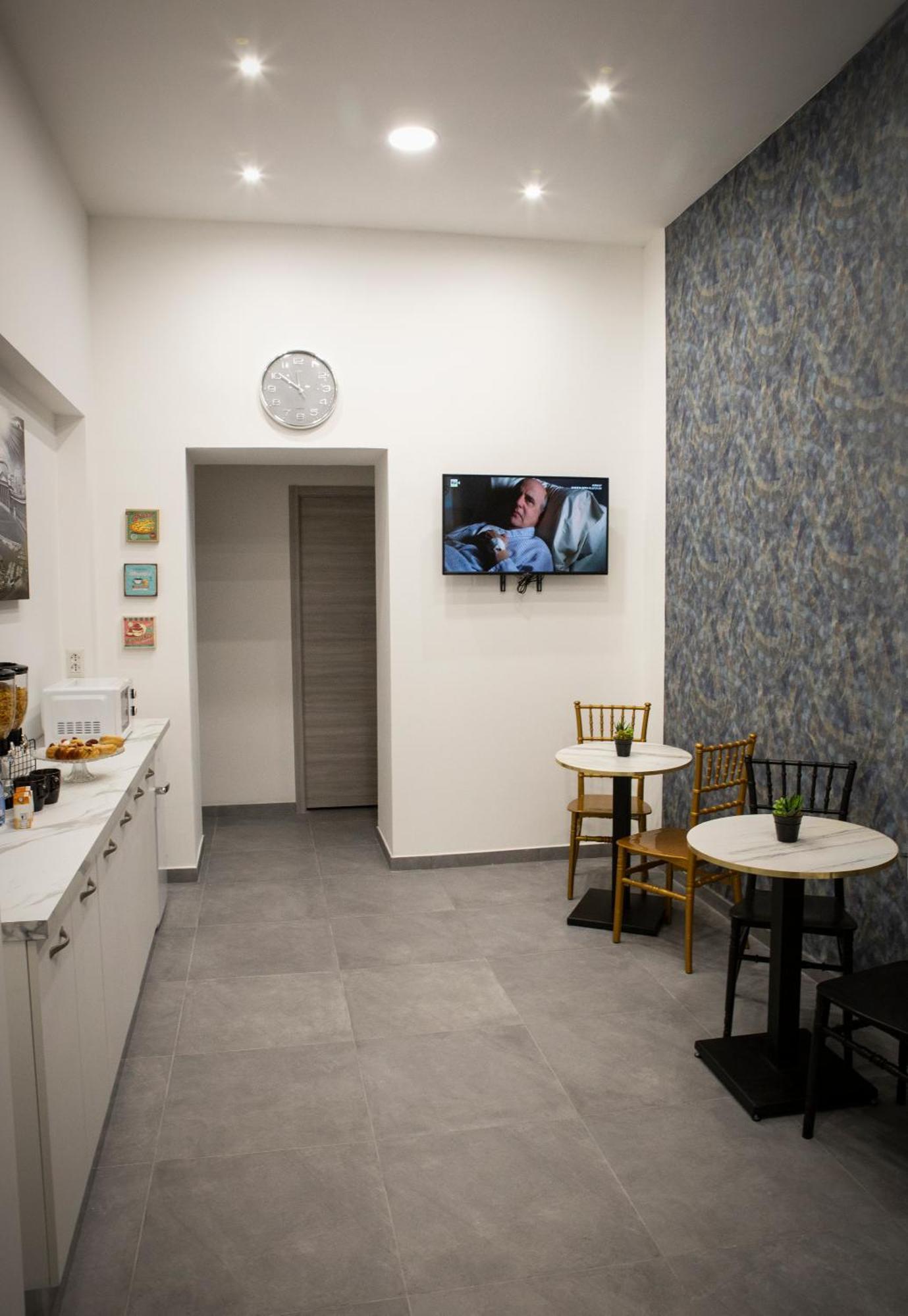 Napoli Skyport Bed & Breakfast Bagian luar foto