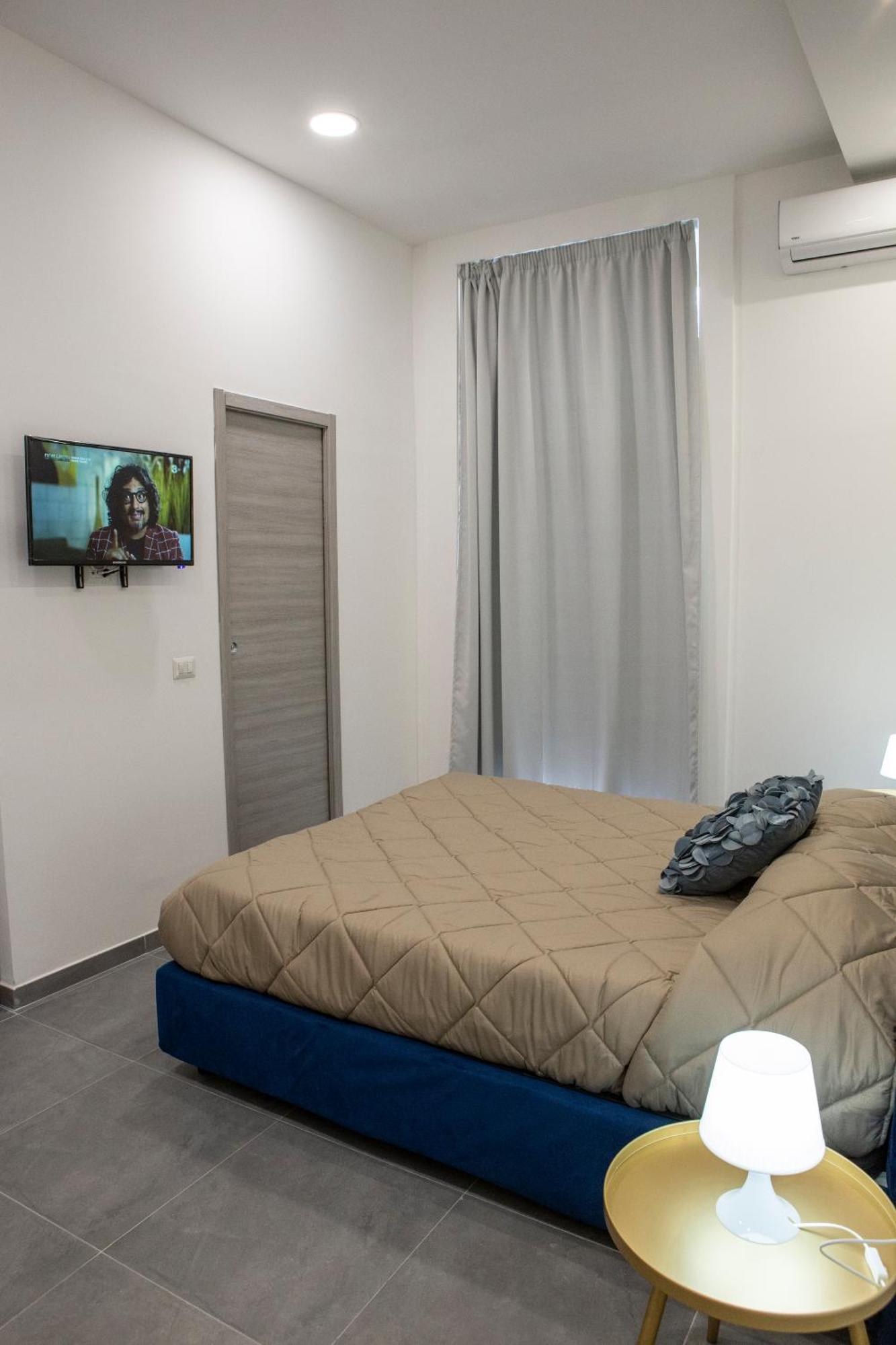 Napoli Skyport Bed & Breakfast Bagian luar foto